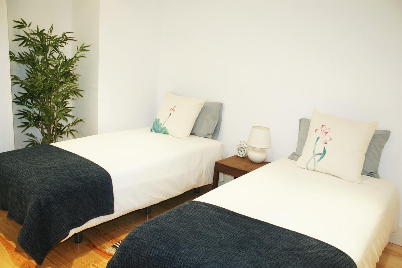 Charming Estoril Apt Beach 5 Min Walk Esterno foto